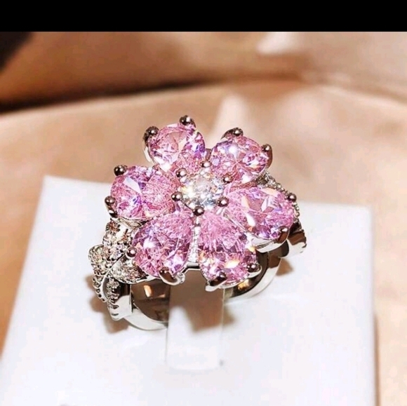 Beautiful Statement Flower Pink White Cubic Zirconia Silver Plated Ring Size 5 - Picture 2 of 13